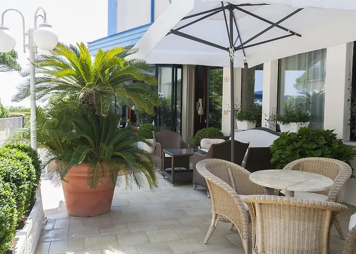 Hotel Plaza Esplanade