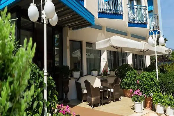 Plaza Esplanade 3* לידו די ג'סולו