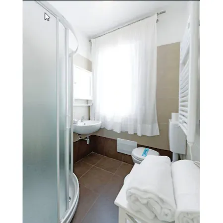 Plaza Esplanade 3*